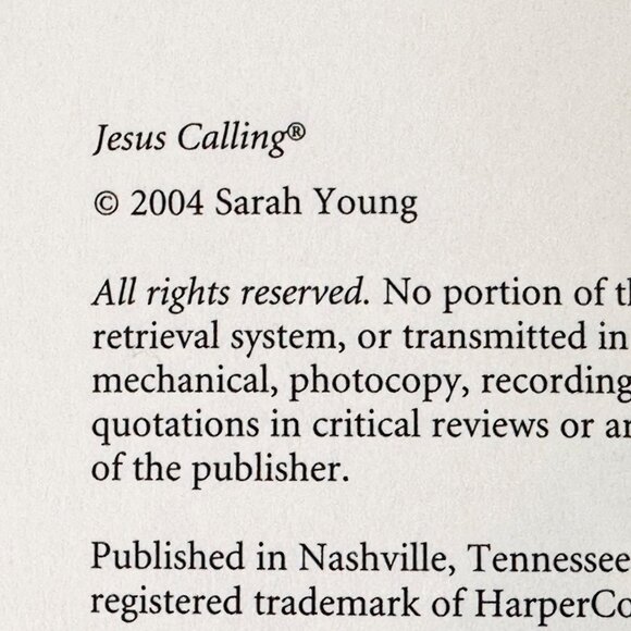 Sarah Young "Jesus Calling" Devotional Book Leather Look Cover - Picture 6 of 6